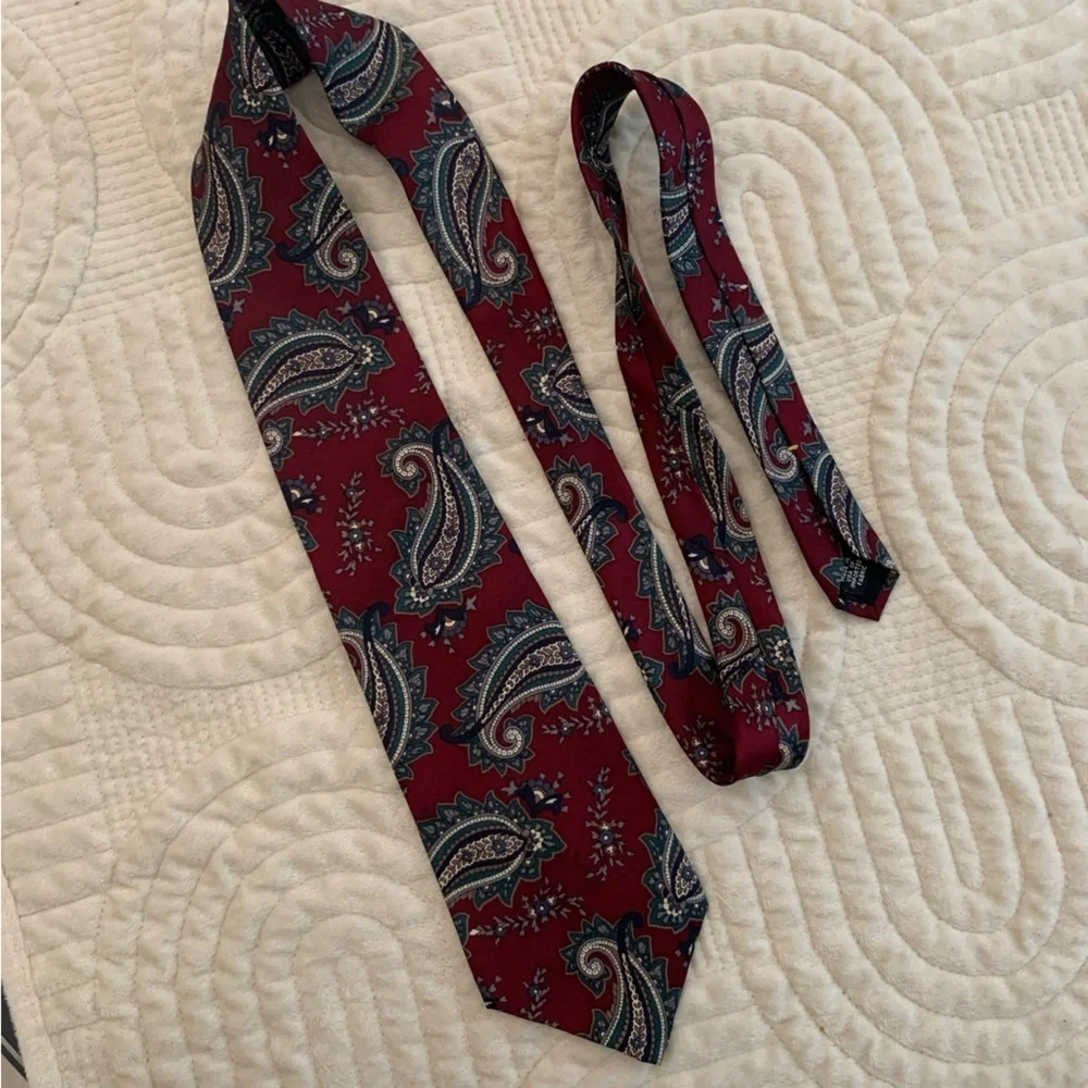 Claybrooke Paisley Silk Red Tie